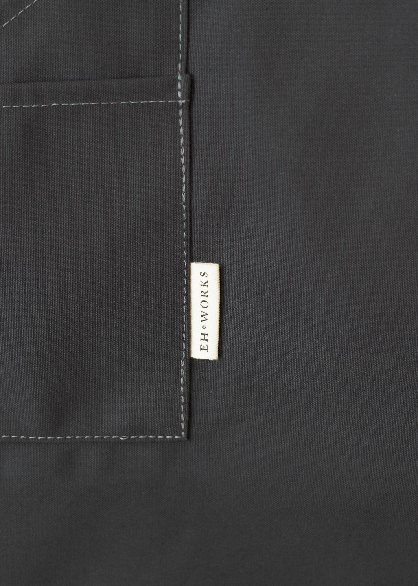 The Canvas Utility Apron Charcoal